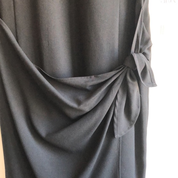 Black Dress - Picture 2 of 9